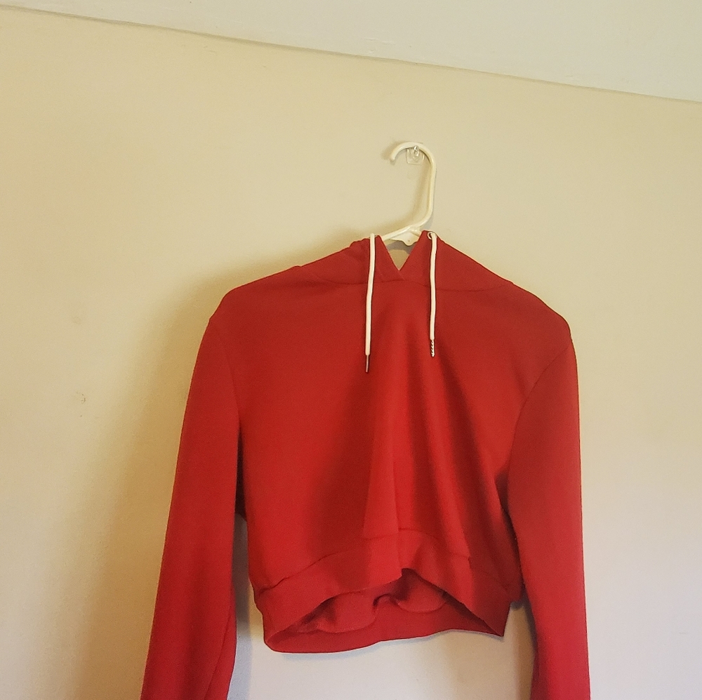 Cropped Hoodie